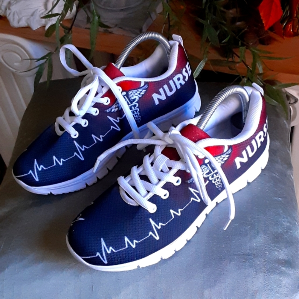 Unisex Nurse EKG Heartbeat Sneakers - Women's 7 / Men's 9